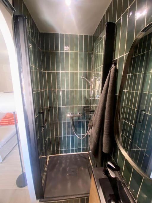Le 23, Cocon Dans Le Centre Historique Apartment Montauban Luaran gambar