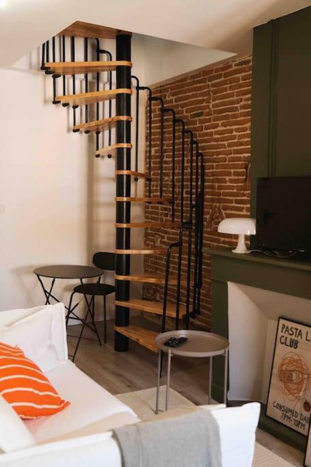 Le 23, Cocon Dans Le Centre Historique Apartment Montauban Luaran gambar